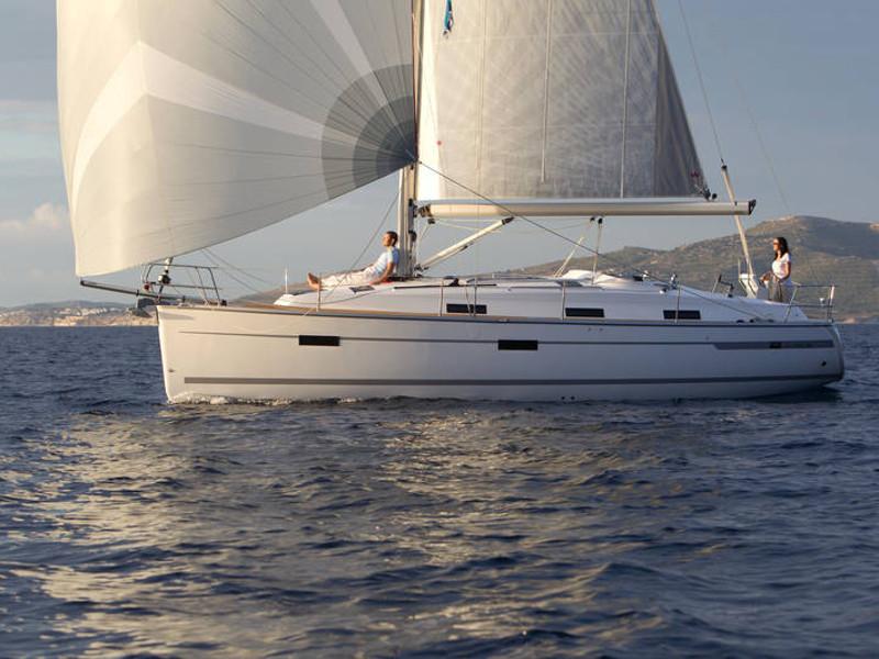Kathy Cool | Bavaria Cruiser 36 photo 4