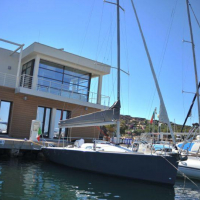 yacht