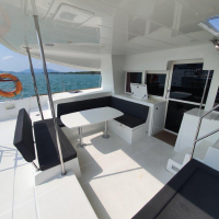 yacht