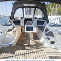 yacht